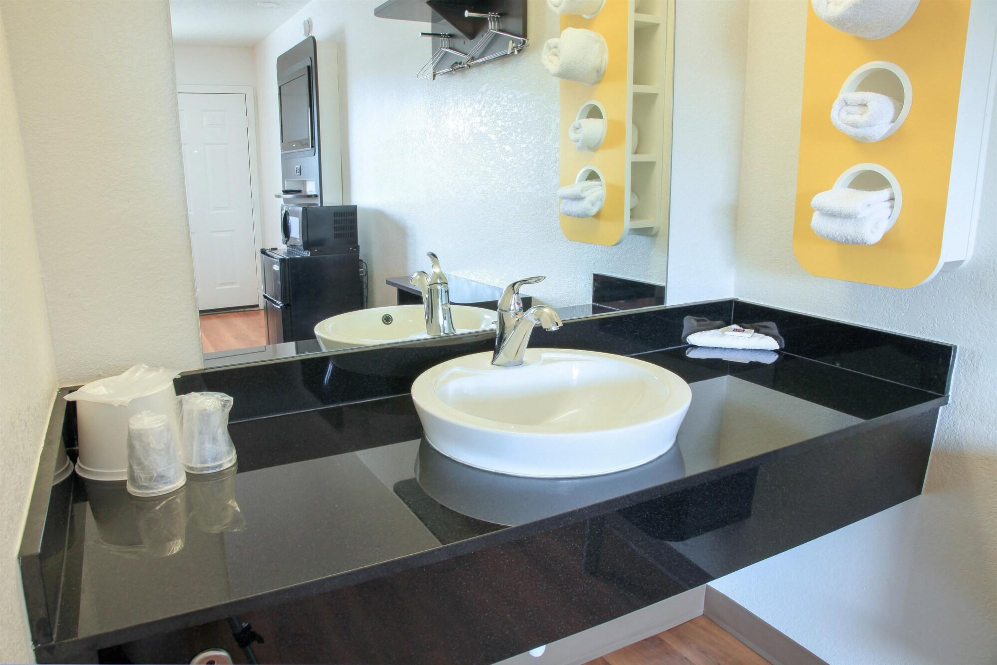 Motel 6 Old Town Scottsdale Fashion Square Dış mekan fotoğraf