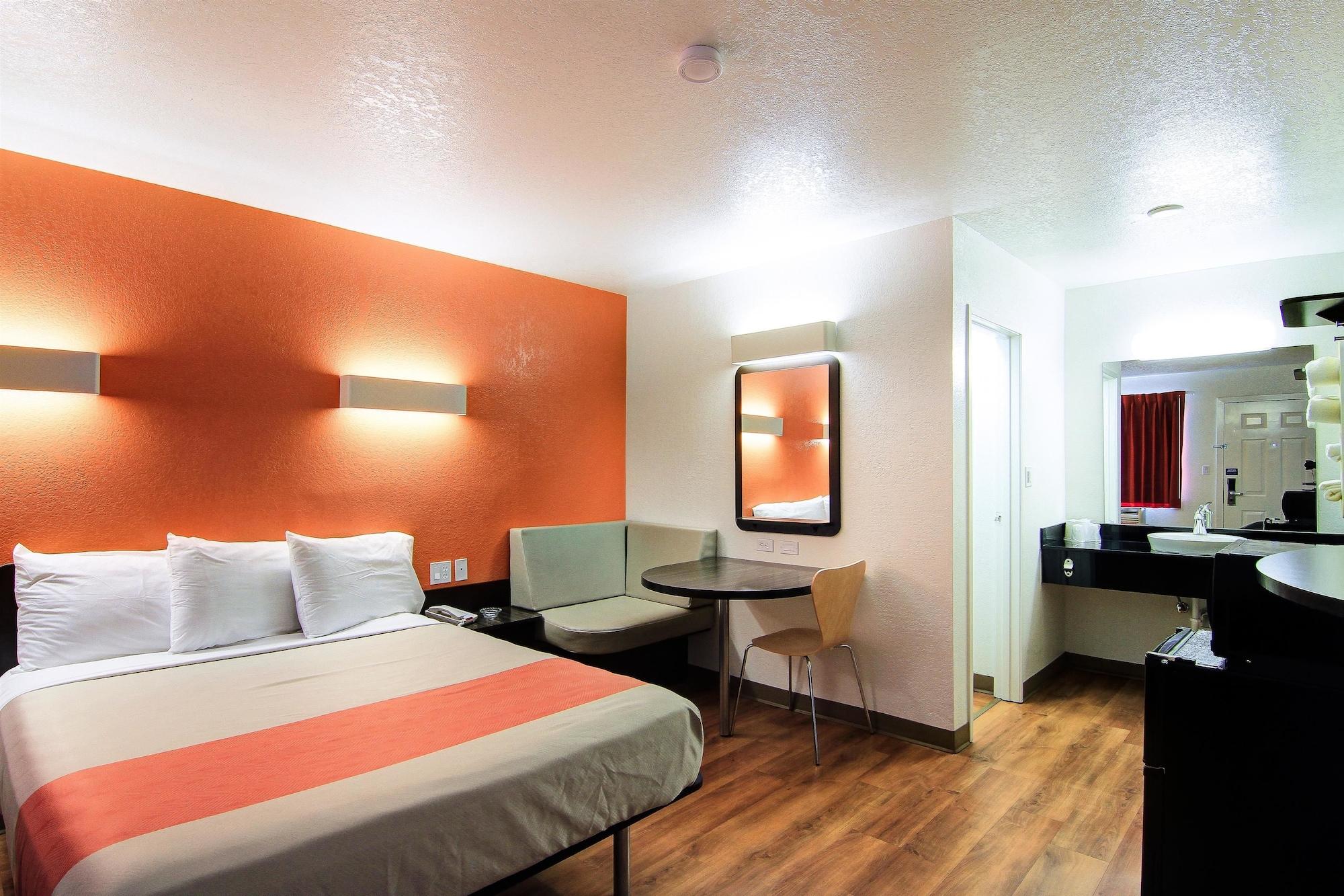 Motel 6 Old Town Scottsdale Fashion Square Dış mekan fotoğraf
